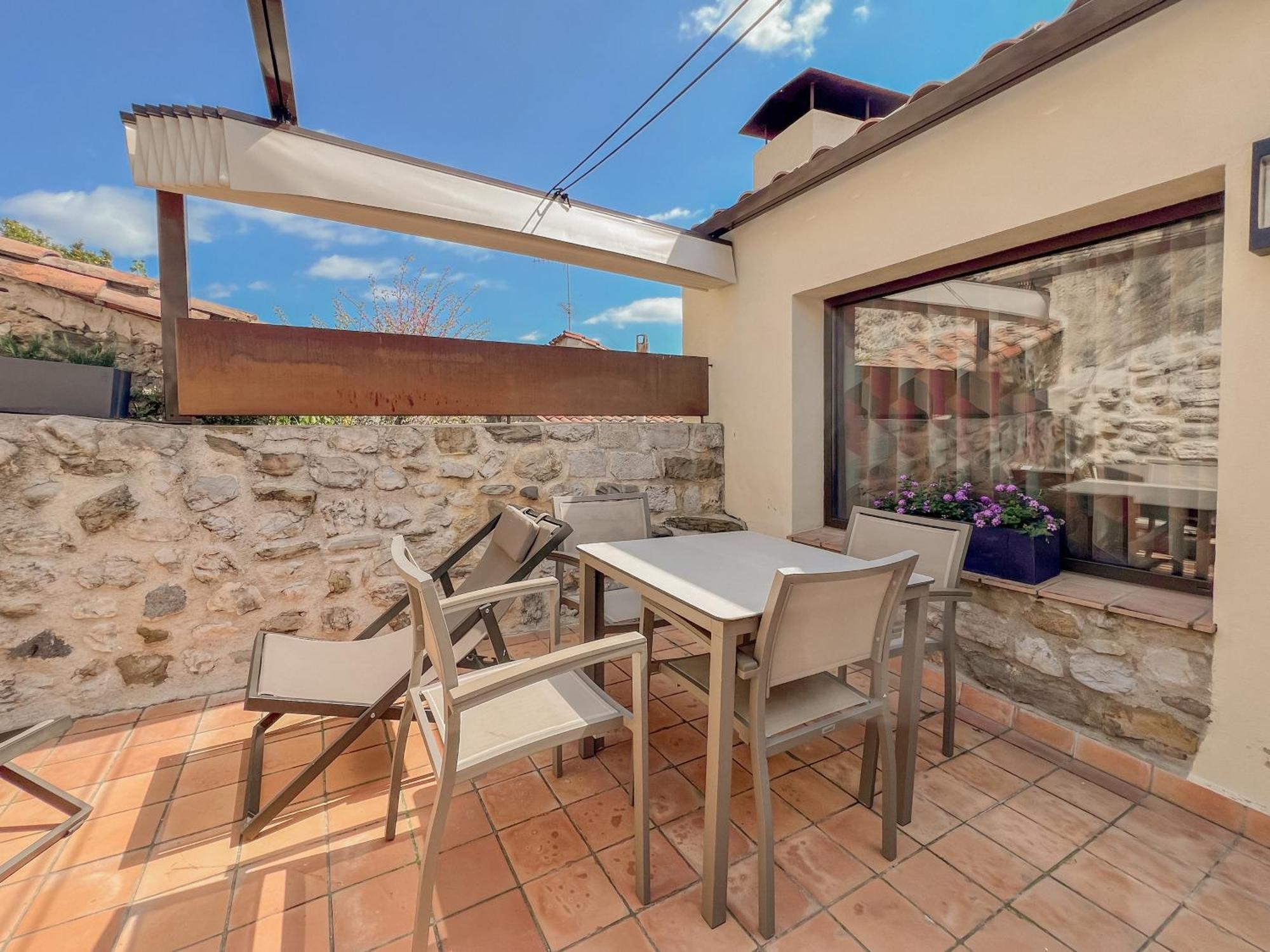 Can Bona Casa Espectacular Duplex Con Terraza Besalú Exterior foto